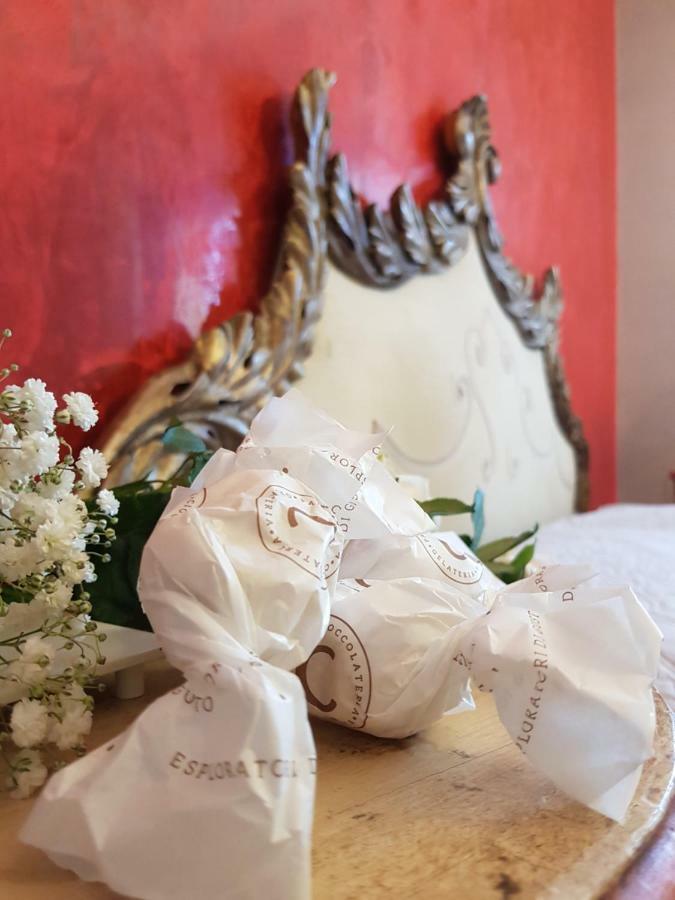 Il Sasso Bianco Bed and Breakfast Comerio Εξωτερικό φωτογραφία