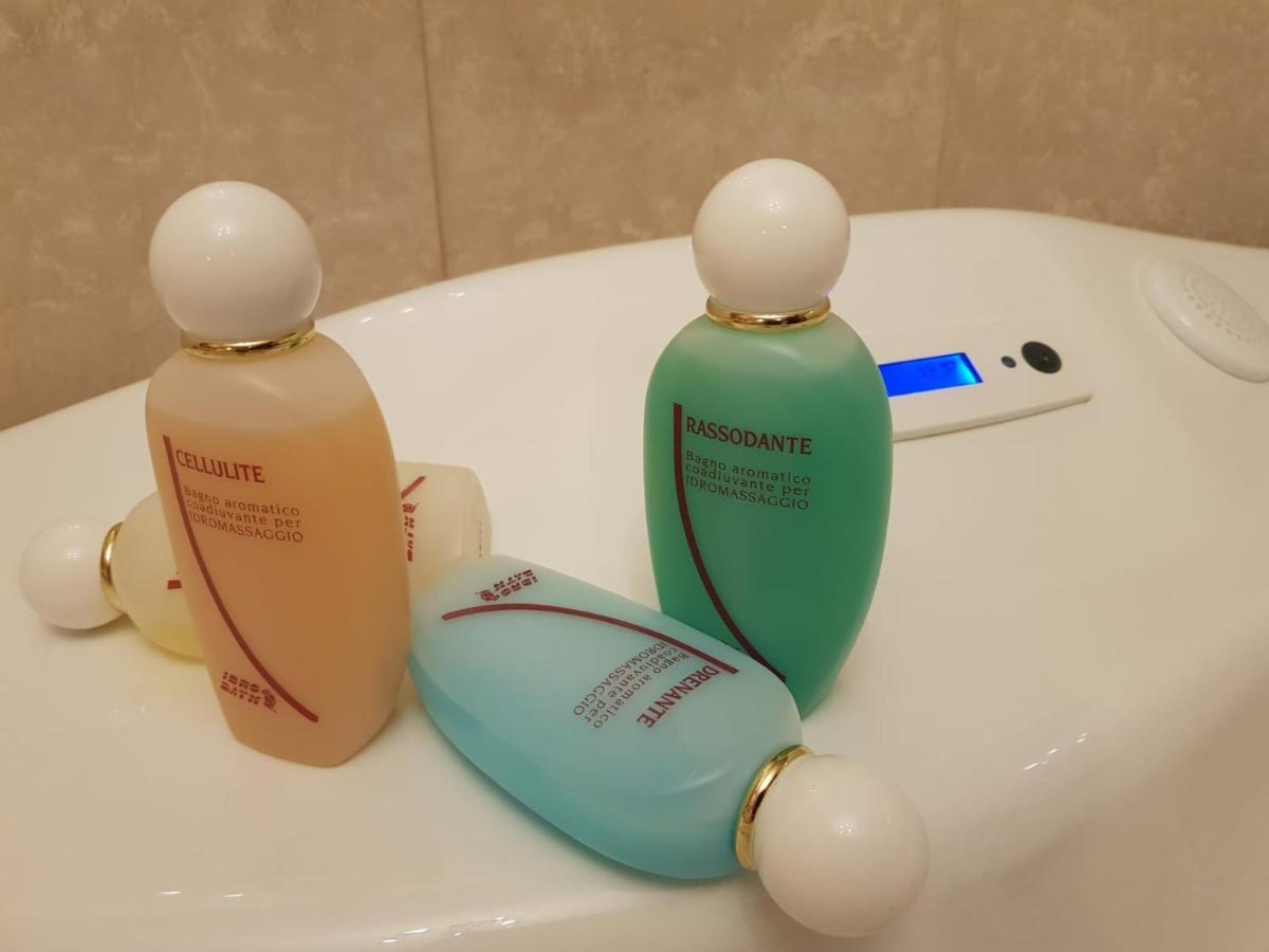 Il Sasso Bianco Bed and Breakfast Comerio Εξωτερικό φωτογραφία